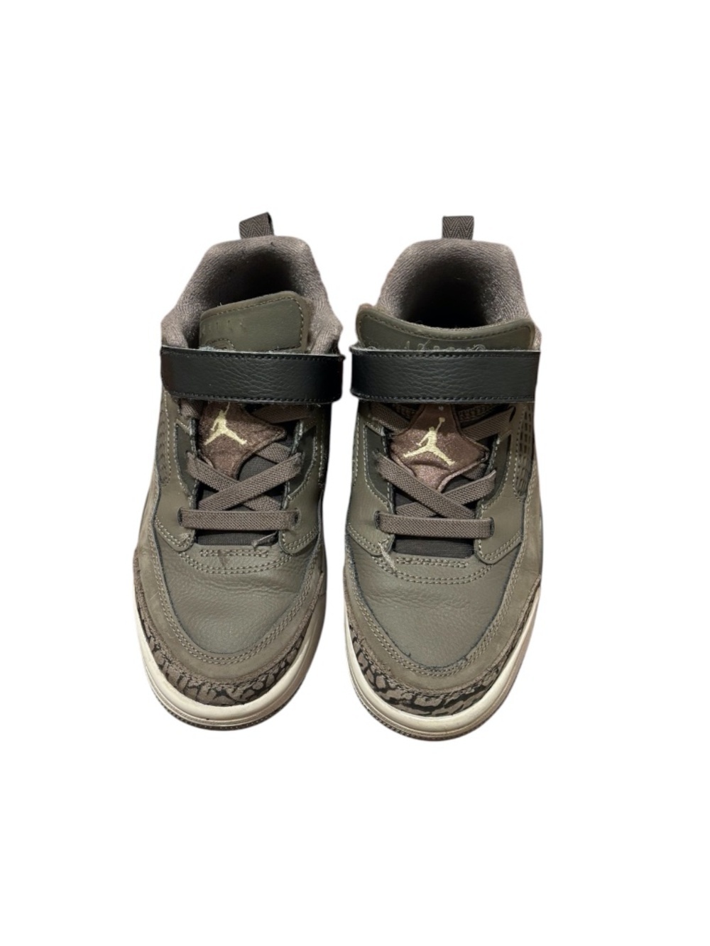 Jordan Boys Spizike Low Sneakers in Cave Stone Size 2.5
